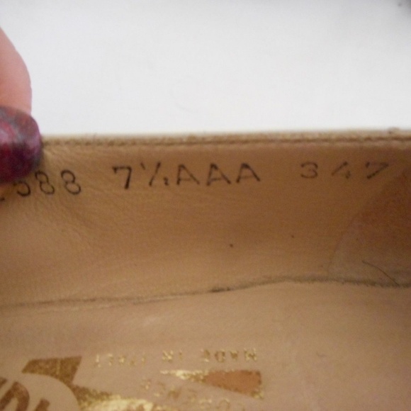 Salvatore Ferragamo Sz 7.5 AAA Blue/white wingtip - Picture 6 of 8